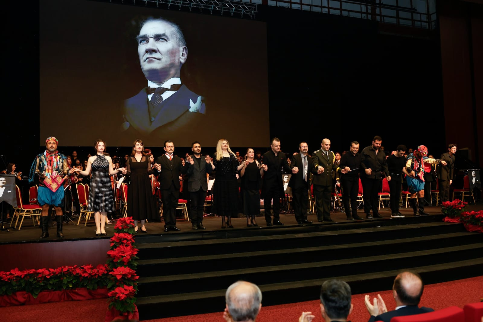 10 Kasım Atatürk'ün Ölümünün 87. Yıldönümü Anma Konseri